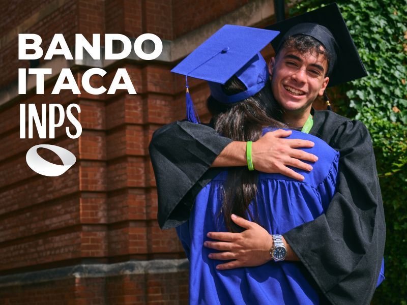 Scegli tra 16 Paesi e vivi un’esperienza unica usufruendo delle agevolazioni INPS. Il tuo sogno nel cassetto è quello di studiare in una scuola straniera? Se sei iscritto al secondo o terzo anno delle superiori e i tuoi genitori sono dipendenti o pensionati della pubblica amministrazione, con Inps Programma Itaca potrai vincere una borsa di studio che ti permetterà di frequentare le migliori High School europee ed extraeuropee. Grazie al percorso di mobilità internazionale, potrai viaggiare ed entrare in contatto con altre culture. Conoscerai tante persone e, mentre migliorerai le tue competenze linguistiche, potrai stringere tante nuove amicizie. Sarà un’esperienza unica e preziosa, che ti aiuterà a maturare e affrontare con maggiore sicurezza il futuro universitario e lavorativo. Durante il periodo di studi all’estero Trinity ViaggiStudio sarà sempre al tuo fianco. Potrai trascorrere un trimestre, semestre o un anno all’estero in un contesto sicuro e protetto, frequentando le scuole locali.